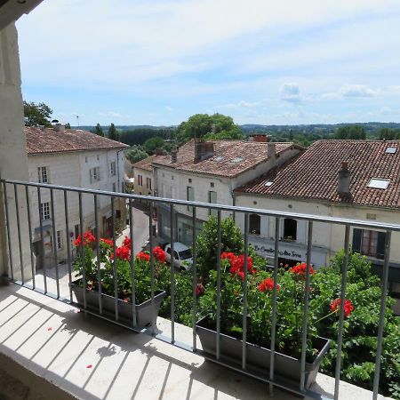 Apartment Bellevue Aubeterre-sur-Dronne Dış mekan fotoğraf