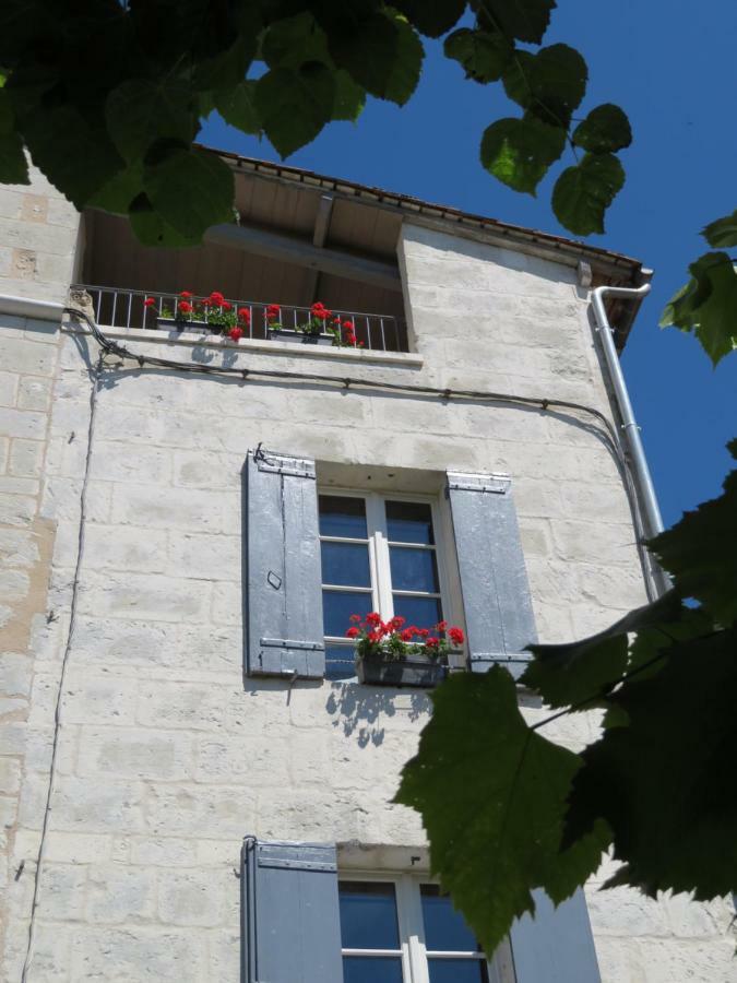 Apartment Bellevue Aubeterre-sur-Dronne Dış mekan fotoğraf